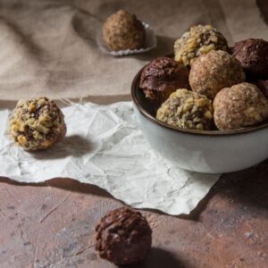 Truffes pralinées dans un bol